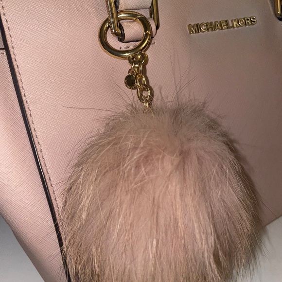 Michael Kors Selma Pink Leather Satchel Purse w/ Wallet & Real Rabbit Fur Charm - Picture 6 of 10